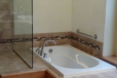 Bathroom 8b